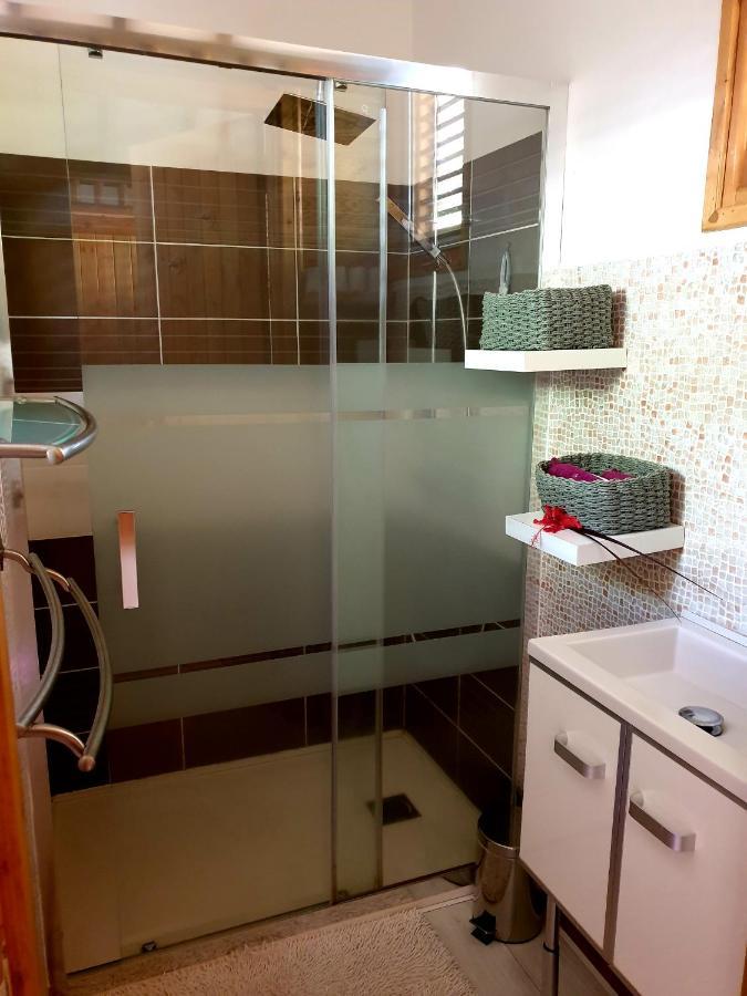 Gite 4 Etoiles, La Vieille Sucrerie St Claude Guadeloupe, Jacuzzi Spa Privatif, Vue Exceptionnelle Sur La Mer Des Caraibes バステール エクステリア 写真